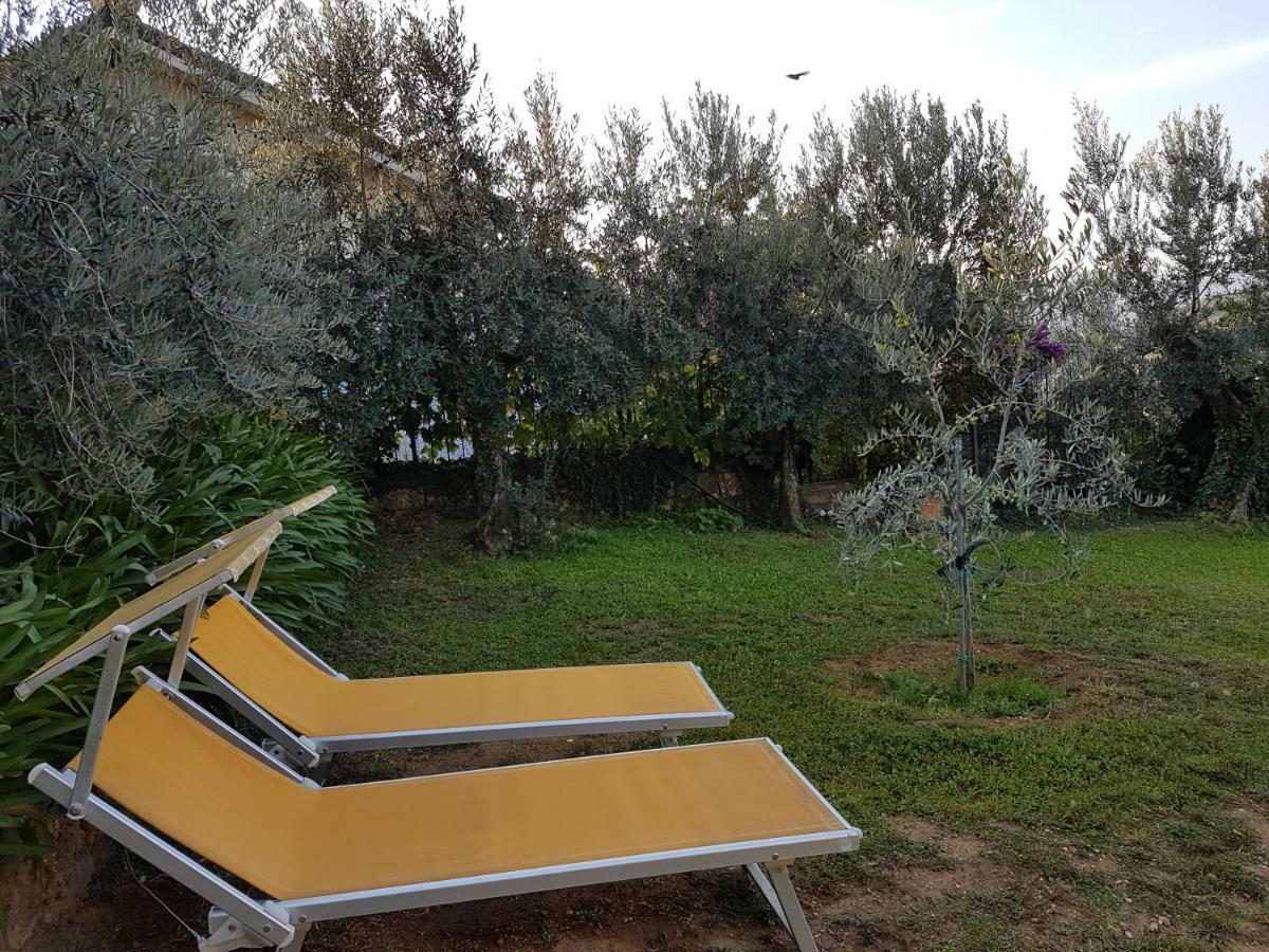 Villa Fior Di Lavanda Cisano sul Neva Exterior foto