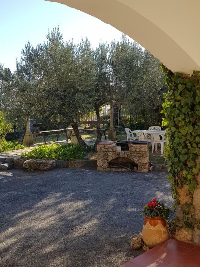 Villa Fior Di Lavanda Cisano sul Neva Exterior foto